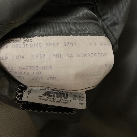 Hickey Freeman glen plaid blazer - Picture 11 of 15